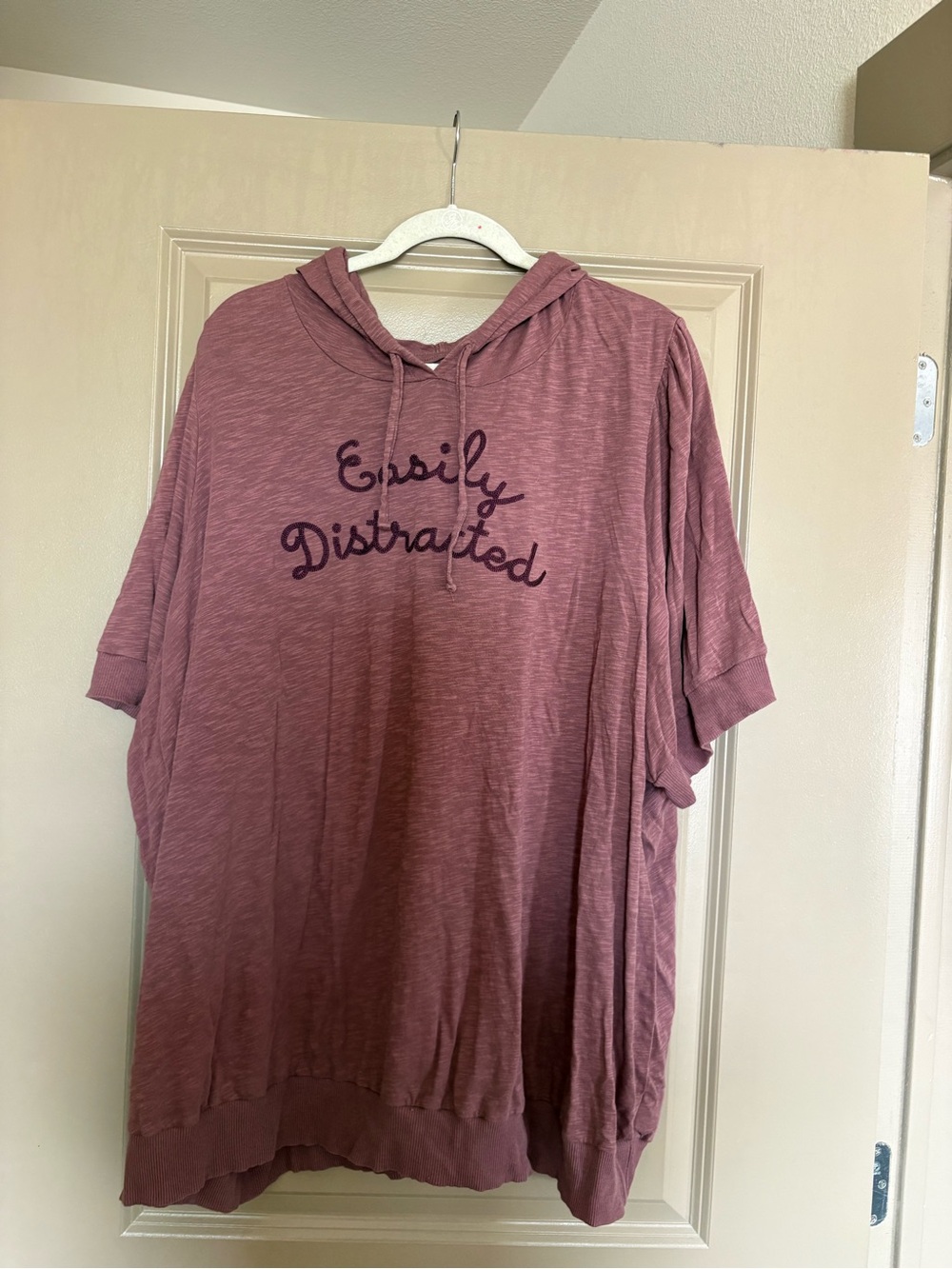 Easily Distracted Hooded Tee - Mauve